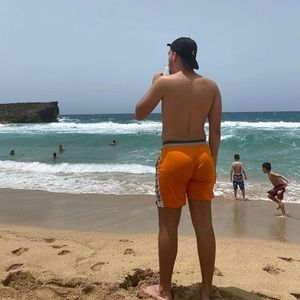 Meet your Posher, Ulises